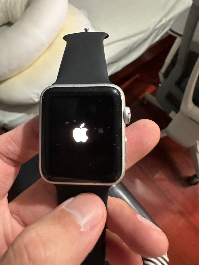 Apple Watch 7000 series, Men's Fashion, Watches & Accessories, Watches