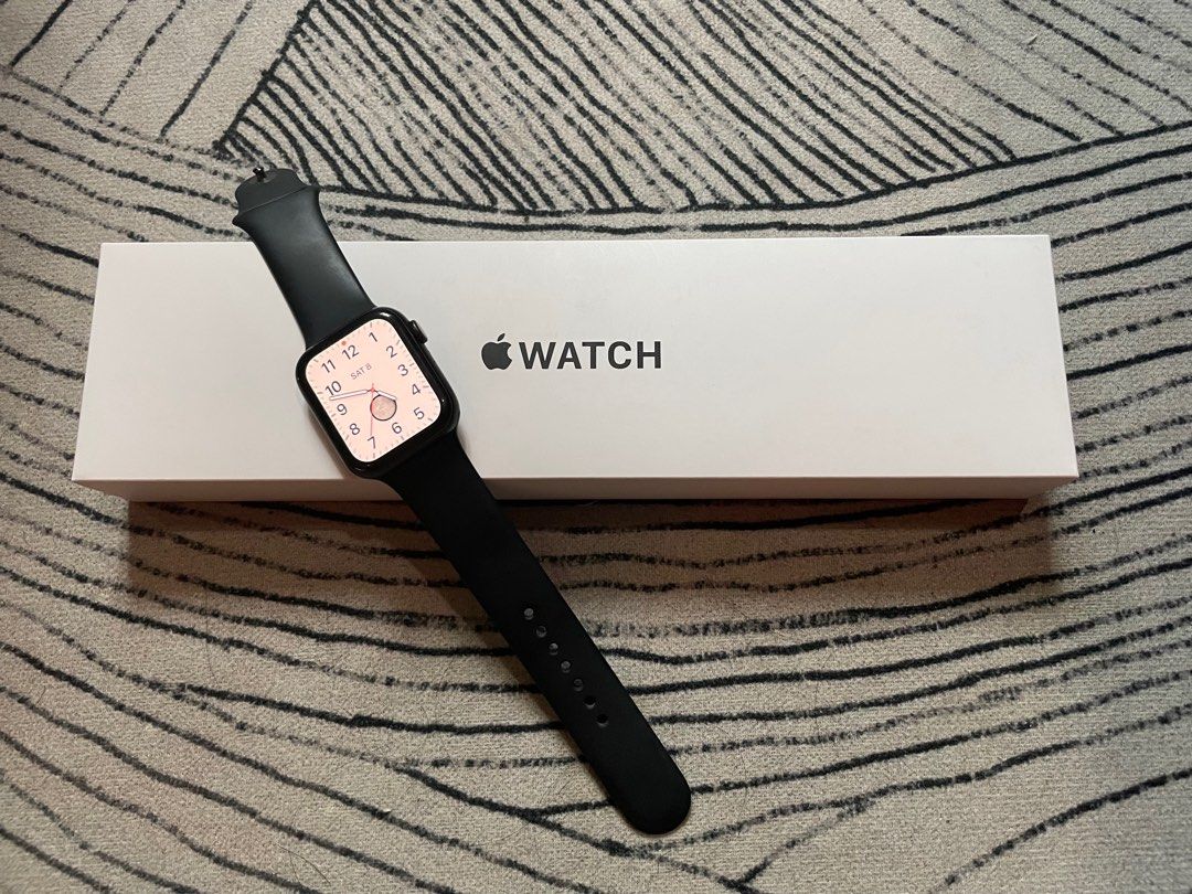 Apple watch se gps 44mm space gray shop aluminum case