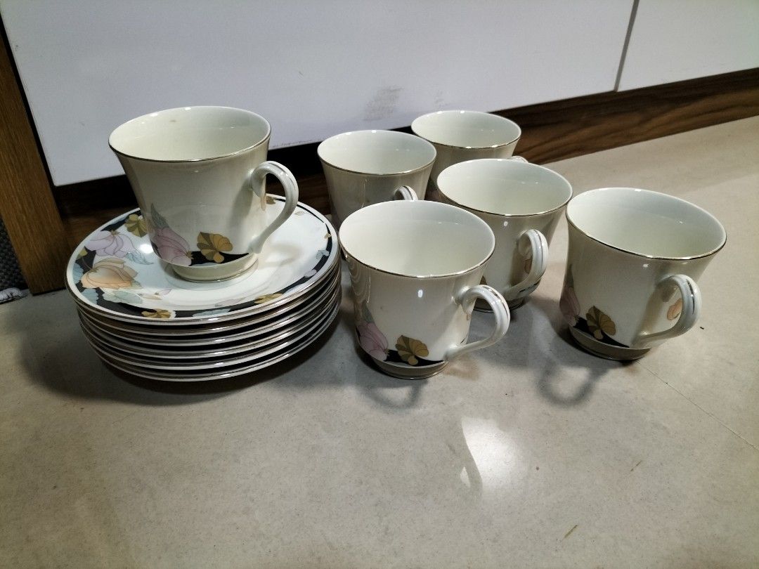 Assorted pretty tea cup&saucer setpls read descrtiptions, Furniture