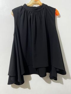 (Category: ) located in . Submitted by _decluttermycloset_ (Listing ID 1225440327, Image 1). Description: .