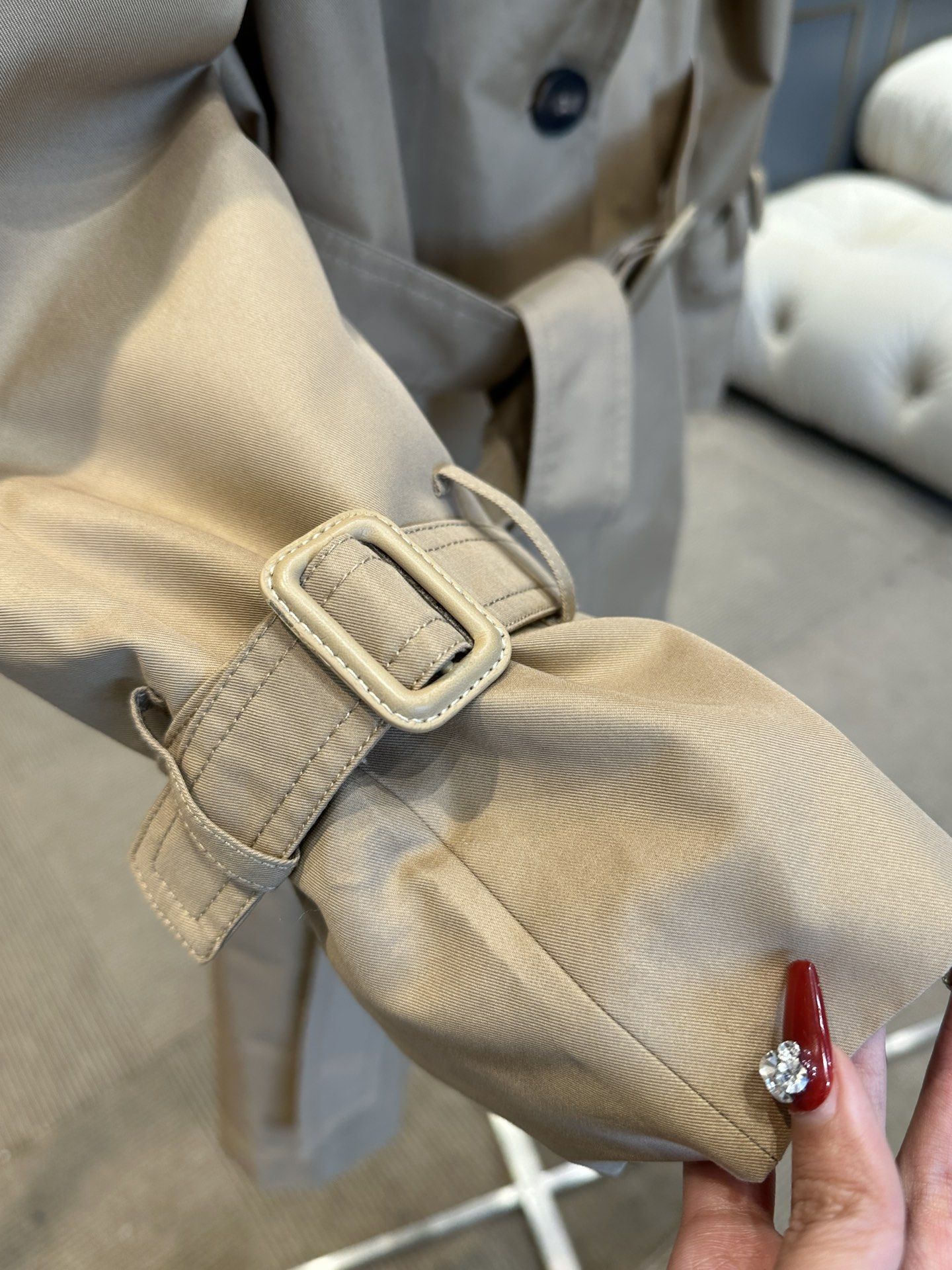 Burberry trench clearance coat knot