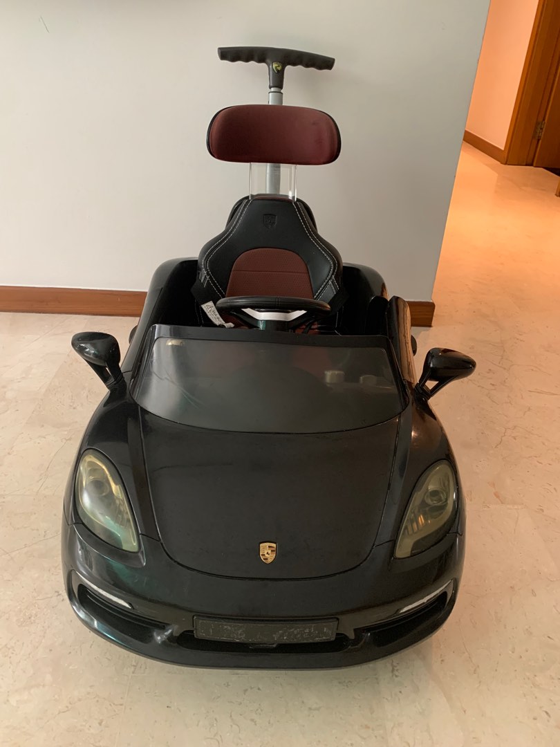 Porsche 2025 push car