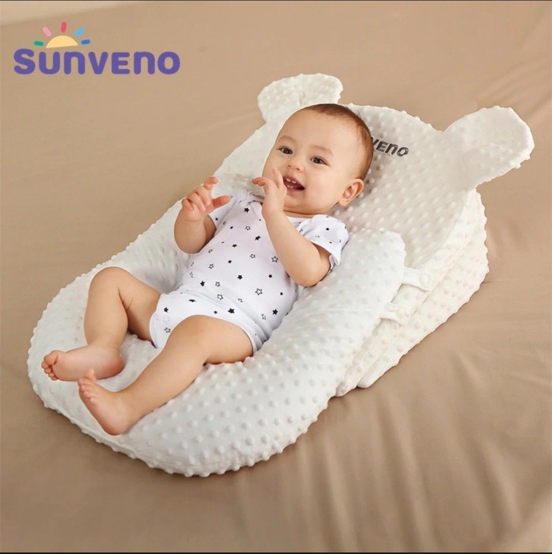 Reflux pillow outlet baby