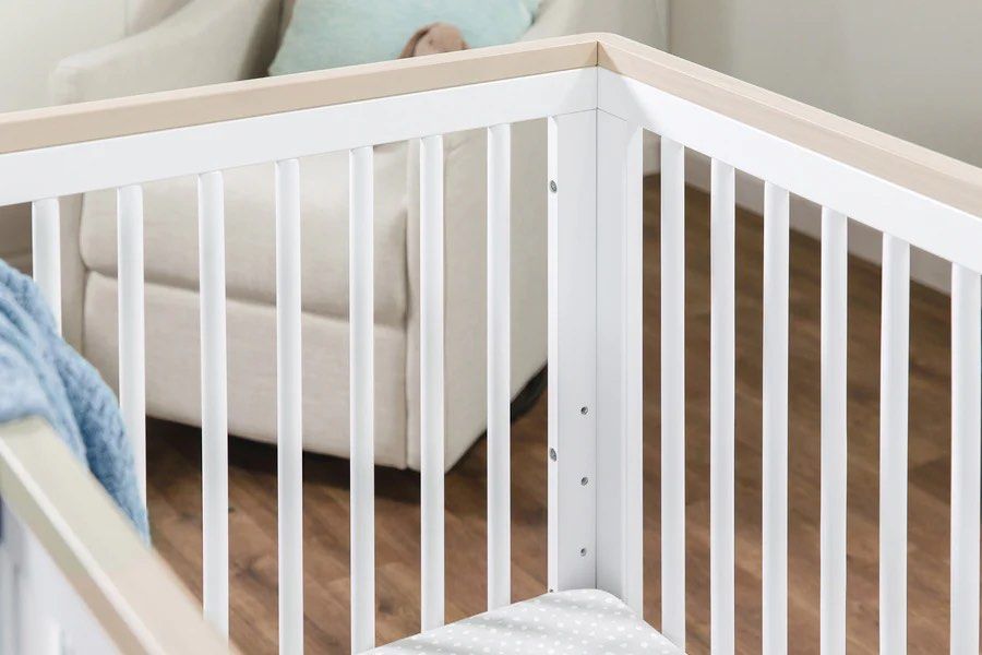 Babyletto Scoot 3in1 Convertible Crib with Toddler Bed Conversion Kit