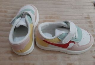 Colorful Rubber Shoes Sneakers Size 25 17cm