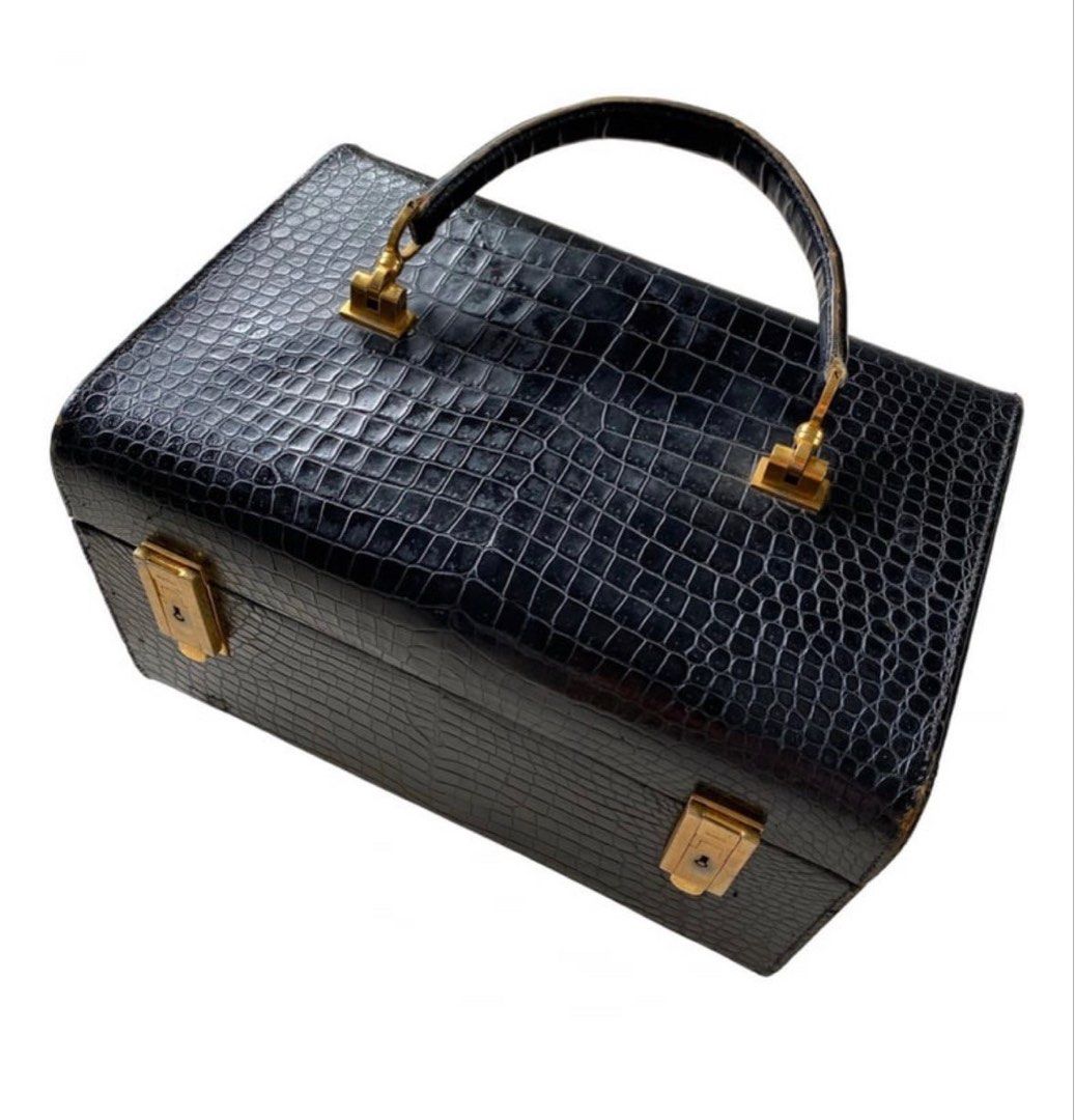Gucci hot sale crocodile case