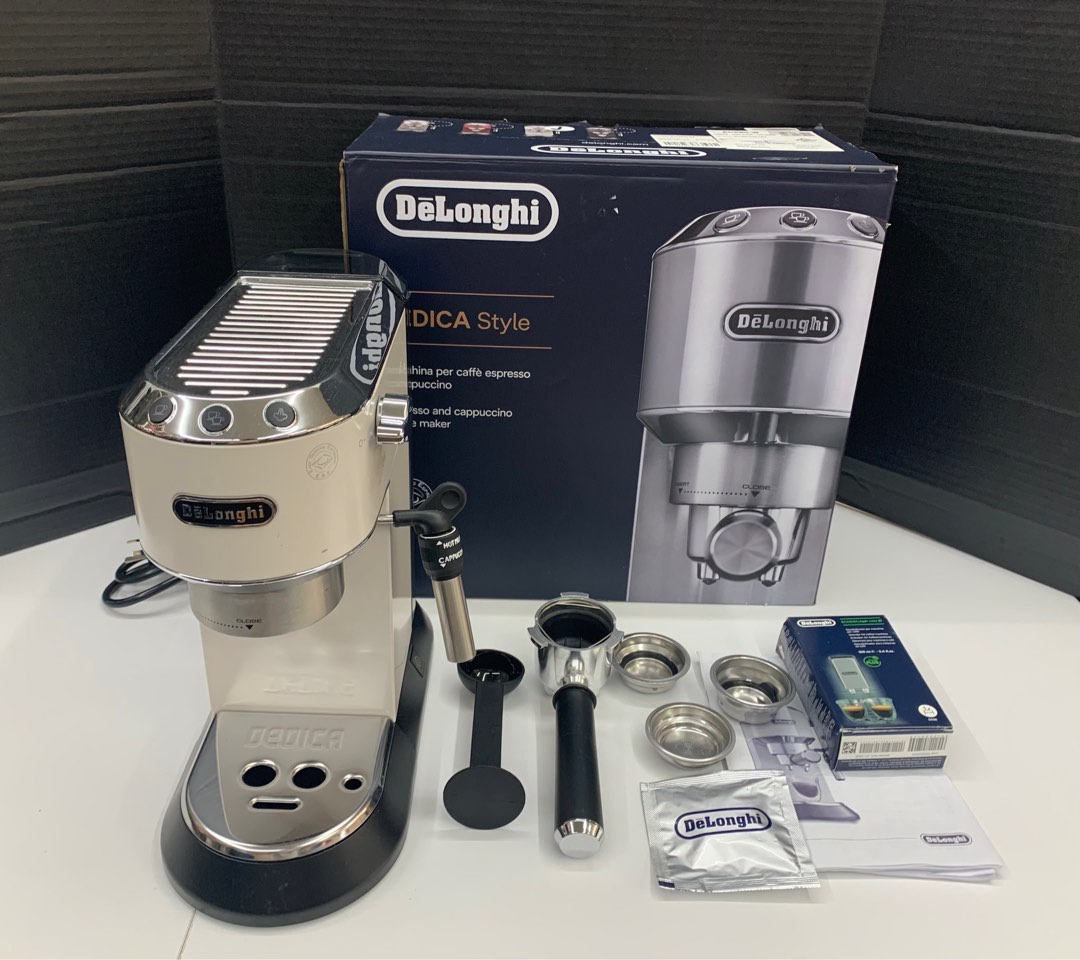 DeLonghi Dedica Espresso Maker, Espresso Machine, Coffee Machine, White
