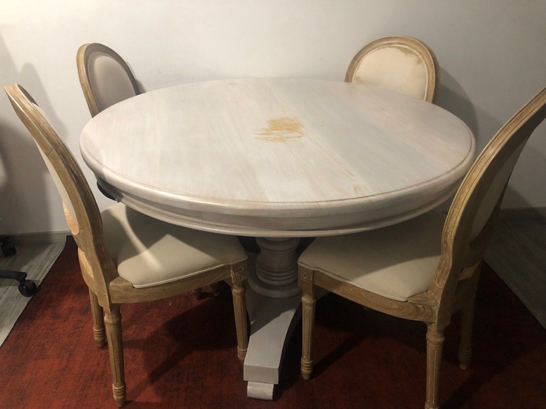 Dining Table Set (Category: Other Home Furniture) located in Singapore. Submitted by snapcase76 (Listing ID 1225488957, Image 1). Description: Dining Table Set.Slight stain in middle Self collect. Please arrange transport & labour.