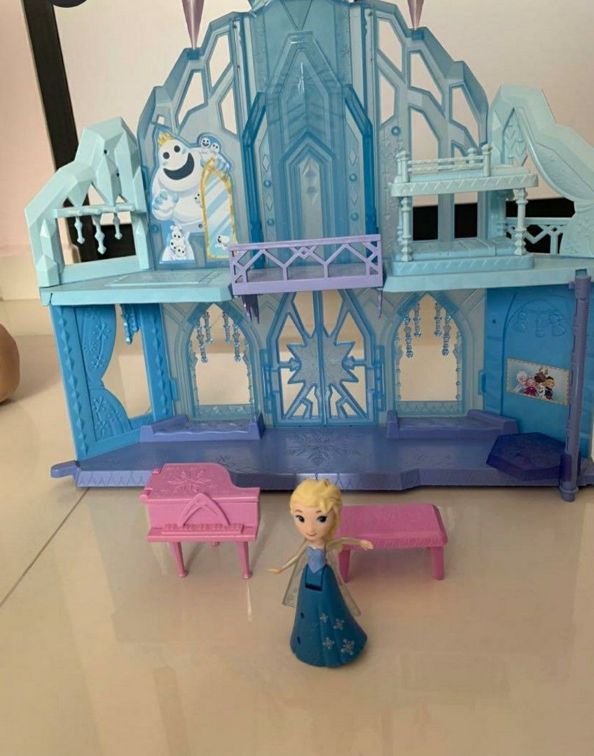 Frozen shop stargazing castle