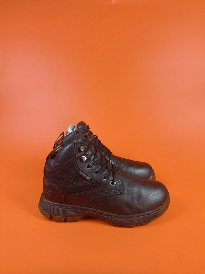 Dr martens holford boots 2025