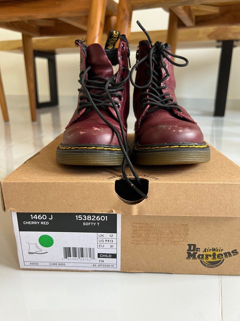Child doc martens boots hot sale
