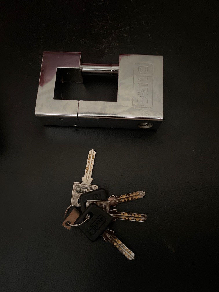 Duro Art 833 HDB Gate Lock, Furniture & Home Living, Security & Locks