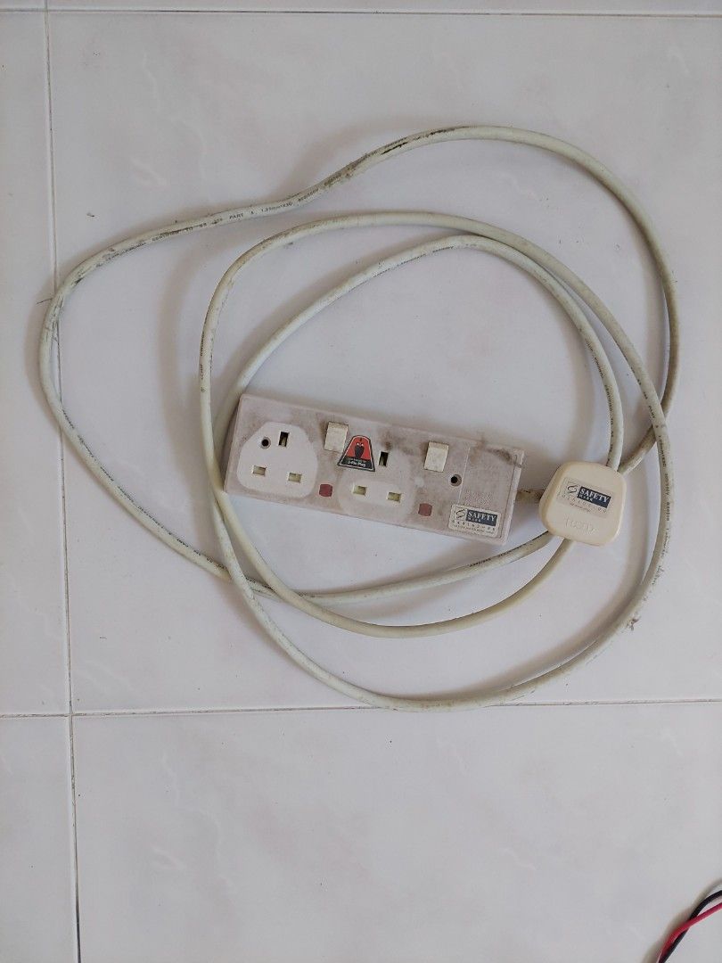 Extension Cord 2 gang, TV & Home Appliances, Electrical, Adaptors