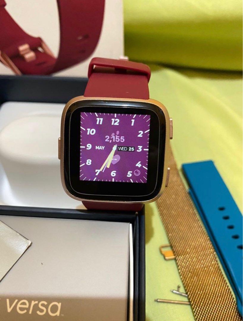 Fitbit versa rose gold band