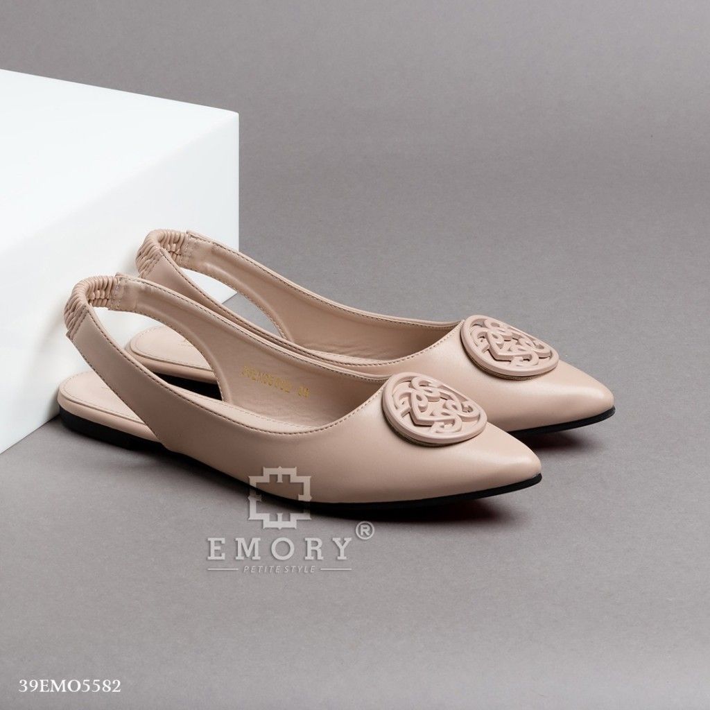 Flat on sale shoes emory