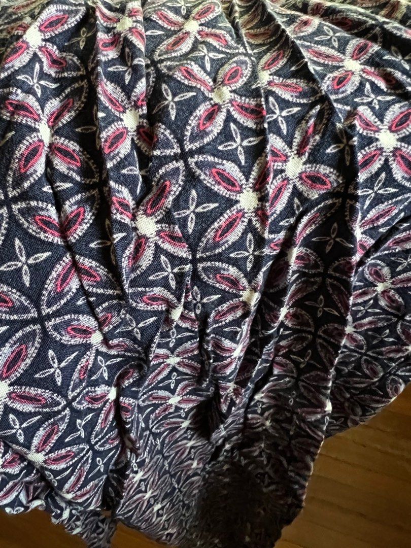 Floral Printed Cotton Lounge Pants (Category: Other Bottoms) located in Quezon City. Submitted by tishaagba (Listing ID 1225458919, Image 3). Description: .