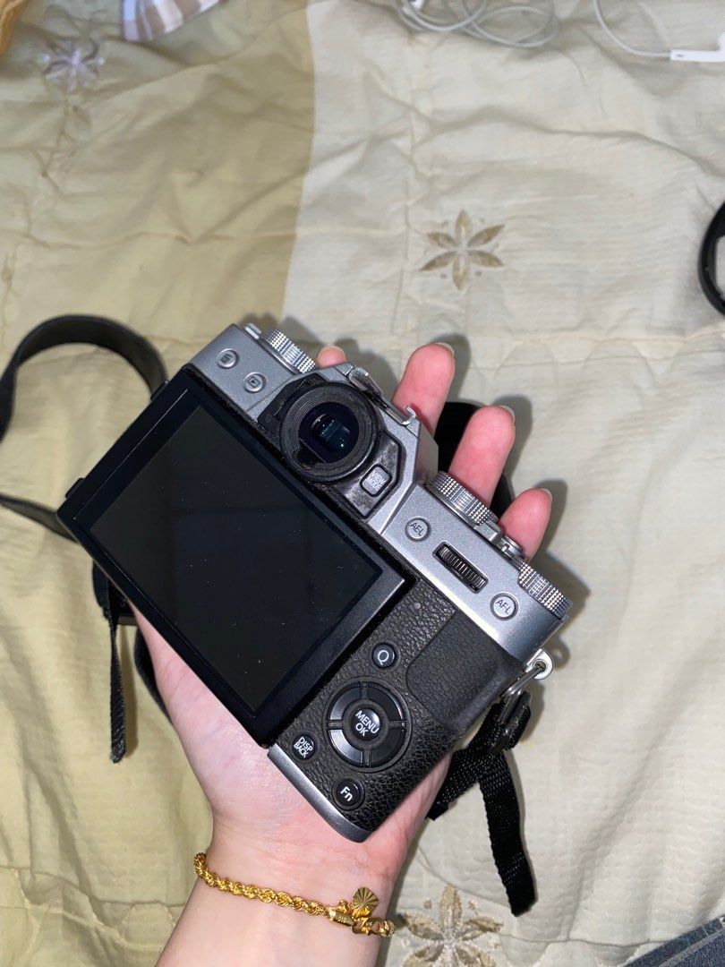 Fujifilm X100S Digital Camera, Silver {16.3MP} - With Battery and Charger -  EX+
