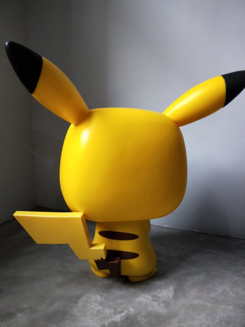 Funko pop 18 inch Pikachu Super Sized Pop, Hobbies & Toys, Toys & Games