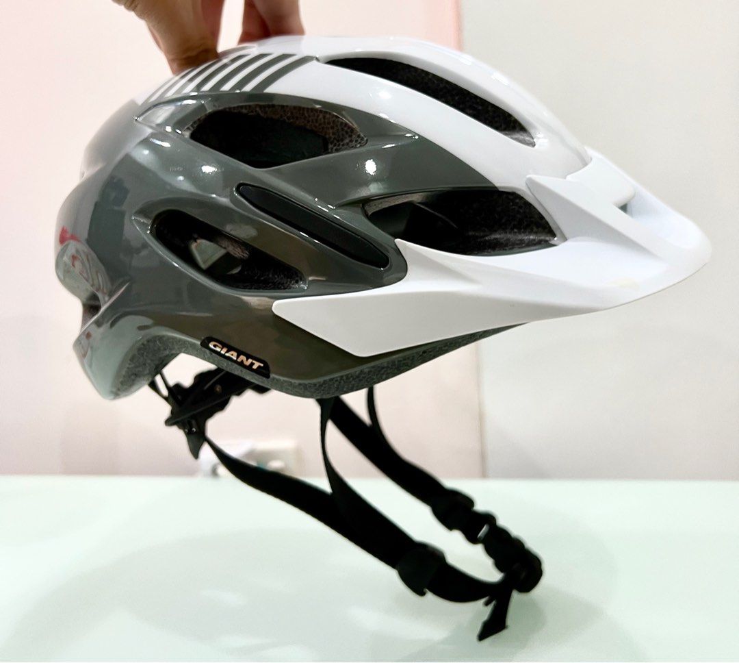 Genuine Giant bicycle helmet adult size M L