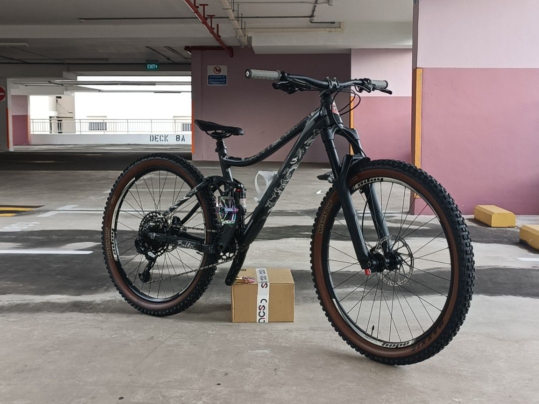 Giant stance 2 Sports Equipment Bicycles Parts Bicycles on