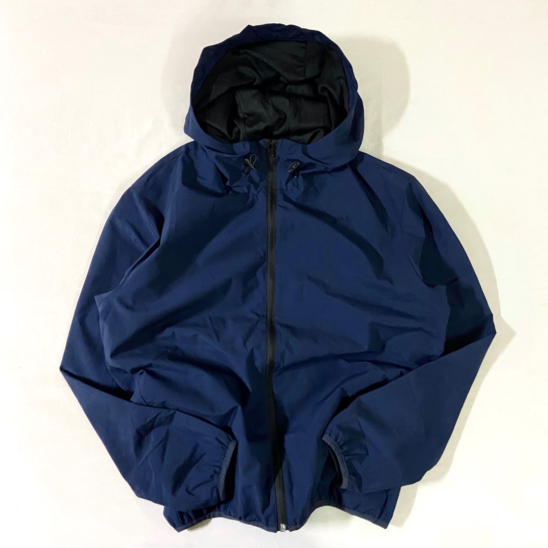 Gu Windbreaker, Men's Fashion, Coats, Jackets and Outerwear on Carousell