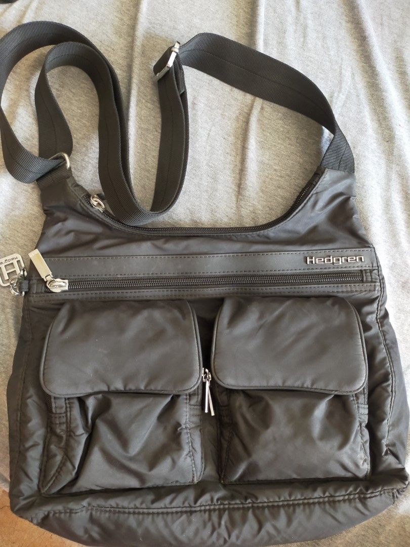 Hedgren shoulder bag outlet
