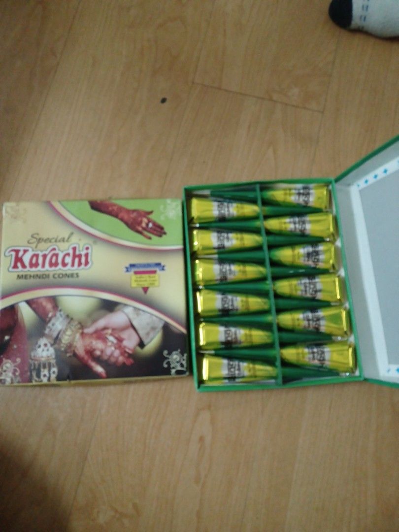 Red Karachi Mehandi Cone, For Hand Use, Packaging Size: Box at Rs 95/box in  Mau