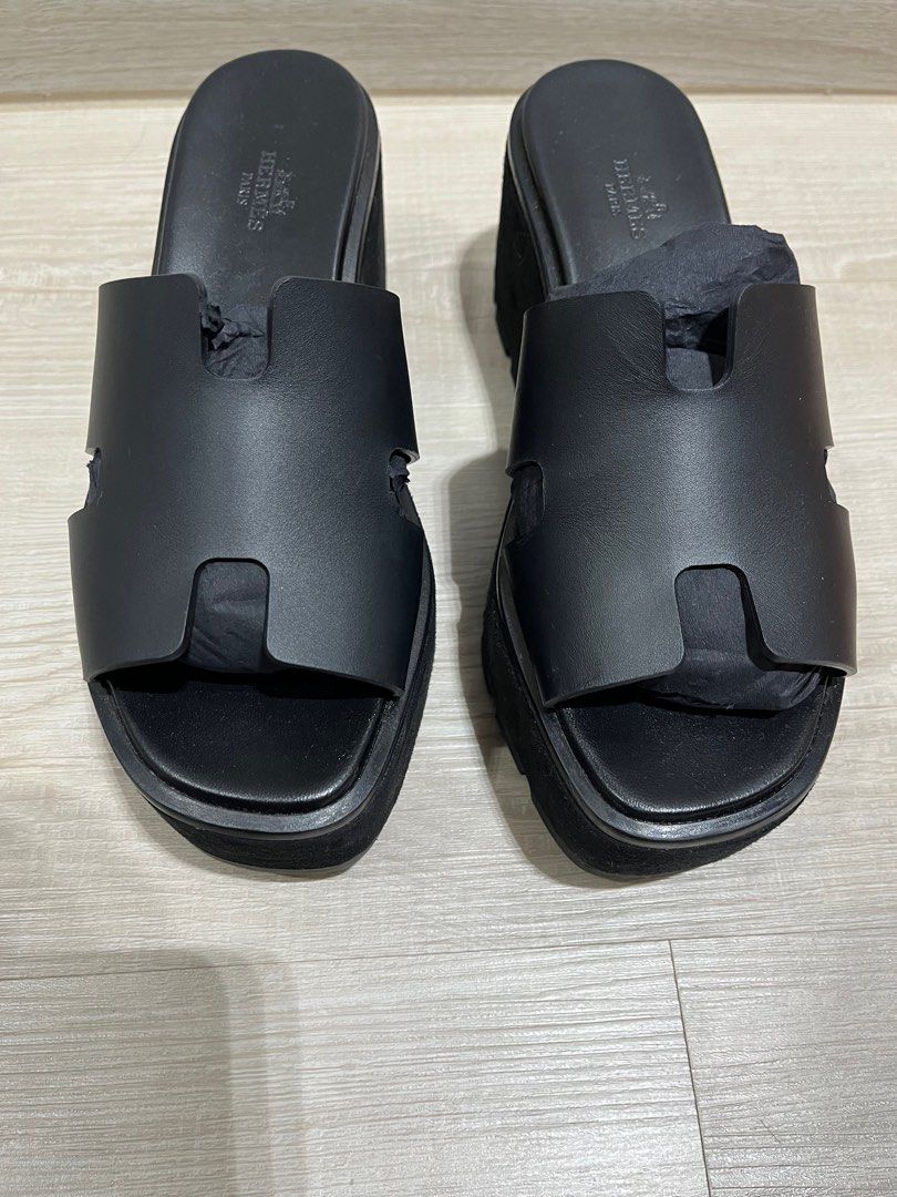 Eze 30 Sandal Black Suede