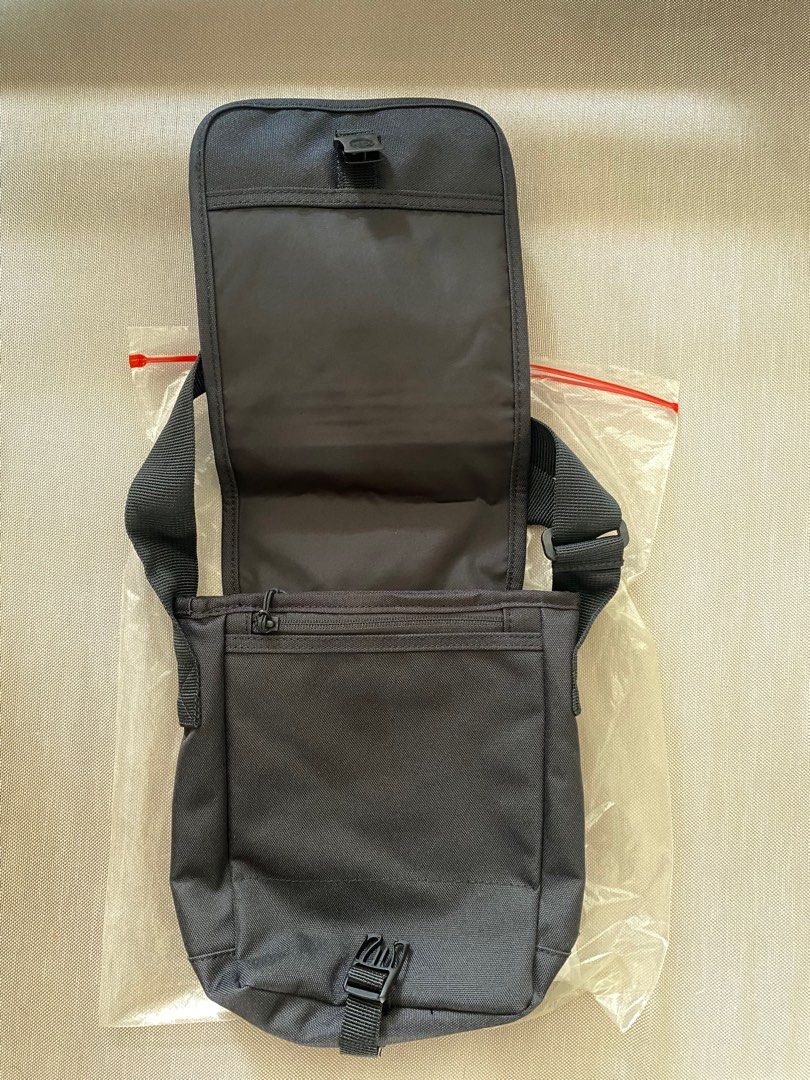 Herschel Lane Small Messenger Sling Bag Black Men s Fashion