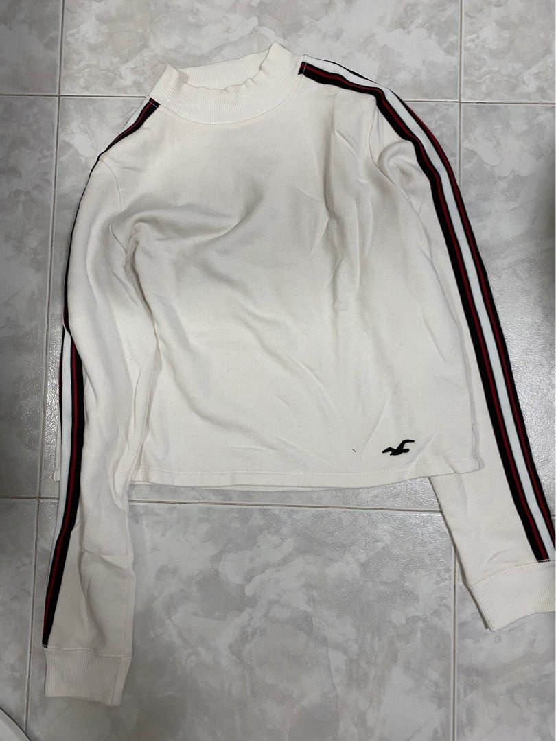 Hollister mock deals neck