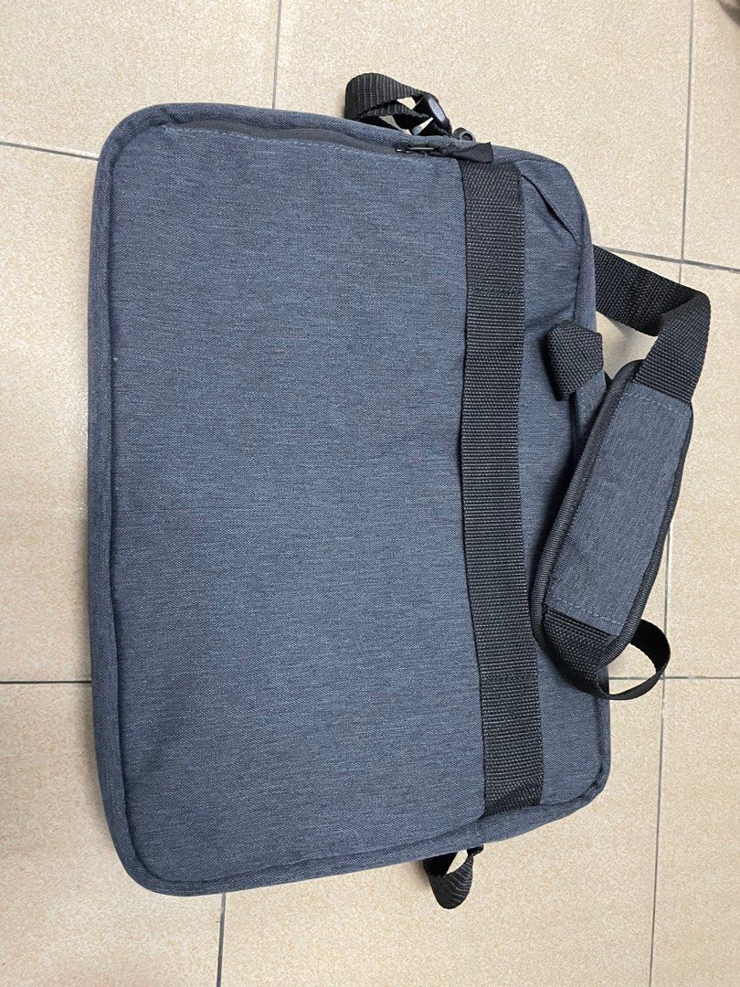 HP Laptop Sling Bag, Men's Fashion, Bags, Sling Bags on Carousell