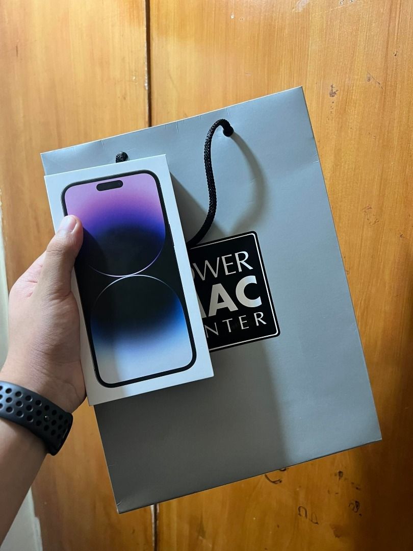 iPhone 14 Pro Max (Category: iPhone 14 Series) located in Manila. Submitted by rayxdaniel (Listing ID 1225423150, Image 1). Description: Selling iPhone 14 Pro Max Just bought today Never Opened Sealed and Brand New NTC Bought from PowerMac RFS : Emergency Thank you.