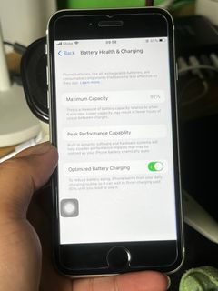 iPhone SE 2 2020 Globelocked 64Gb  While