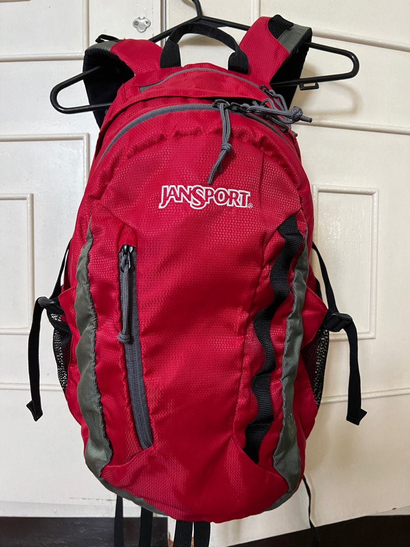 Jansport 32L Agave backpack authentic, Men's Fashion, Bags, Backpacks on Carousell