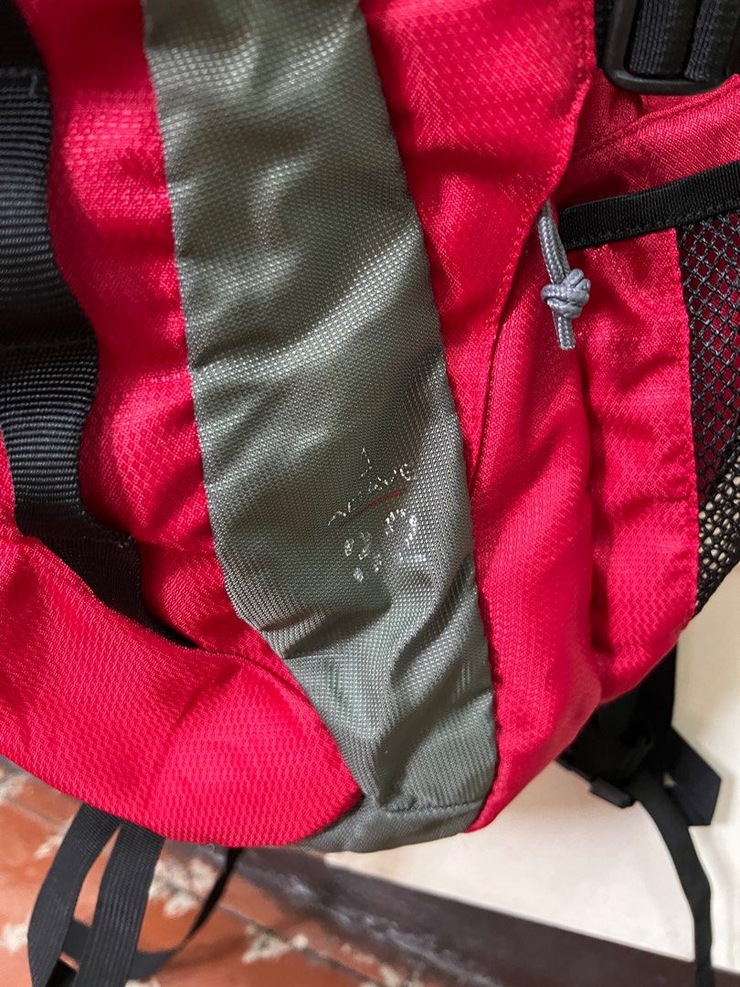 Jansport 32L Agave backpack authentic, Men's Fashion, Bags, Backpacks on Carousell