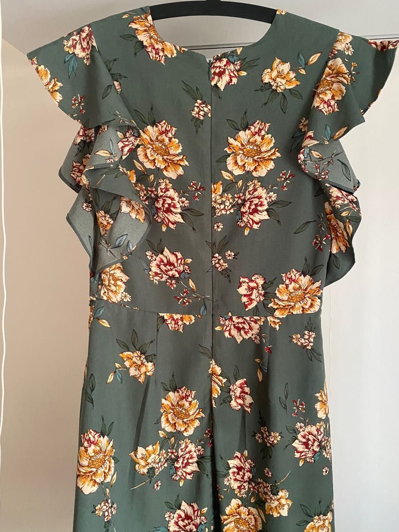 J.O.A.Green Floral Wrap Midi Dress Women s Fashion Dresses