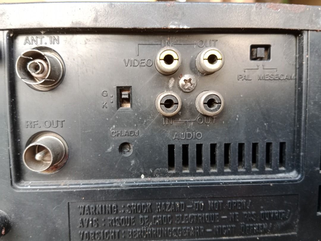 JVC MULTI SYSTEM MADE IN JAPAN, Hobbies & Toys, Music & Media, CDs