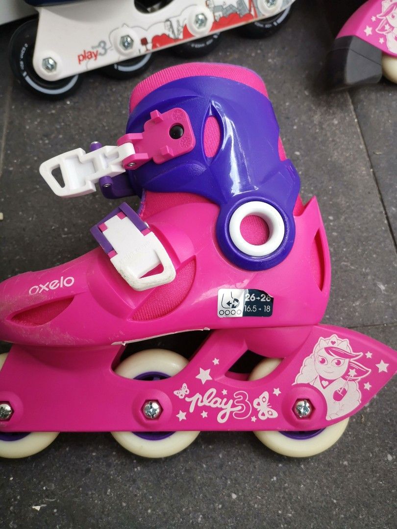 Kid size roller blades 4 to 7 year old, Sports Equipment, Sports