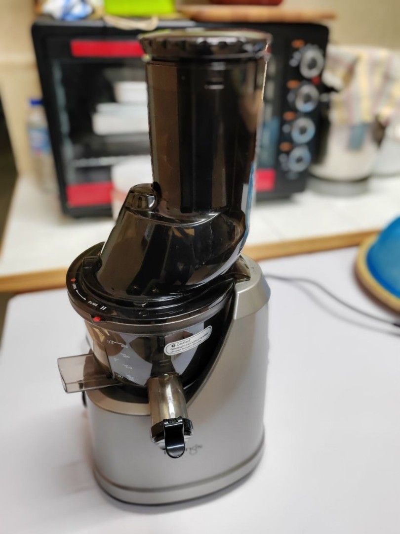 Kuvings Whole Slow Juicer B1700, TV & Home Appliances, Kitchen