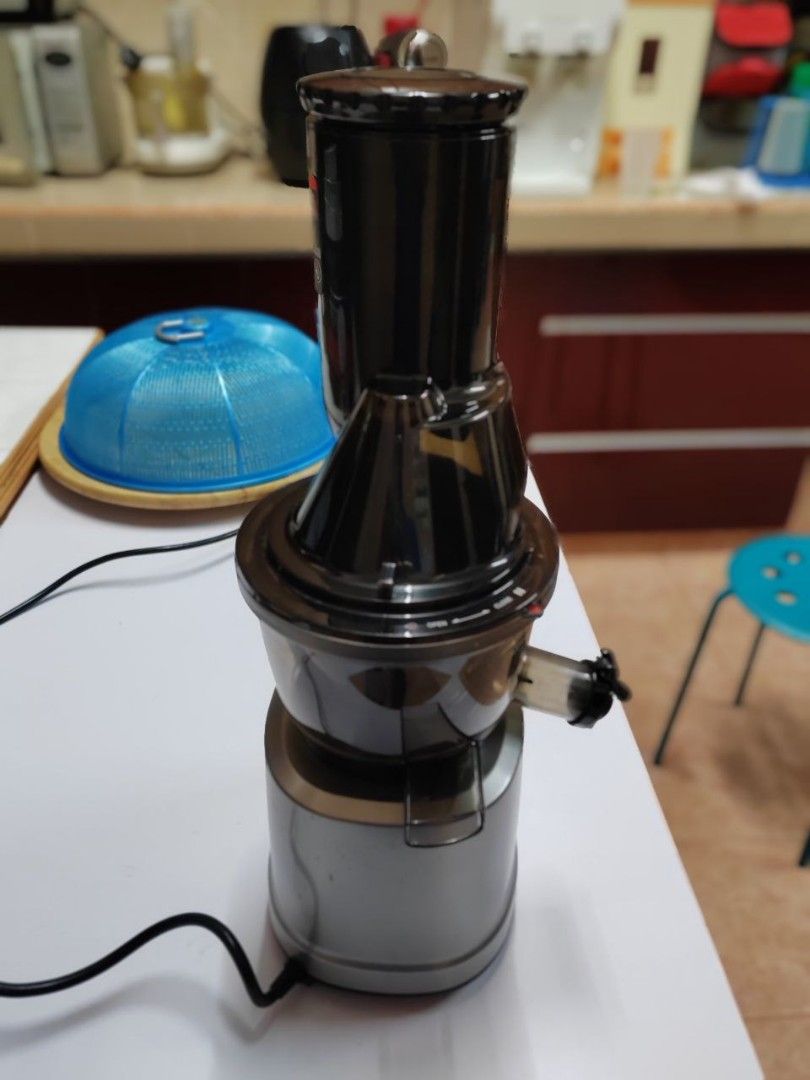 Kuvings Whole Slow Juicer B1700, TV & Home Appliances, Kitchen