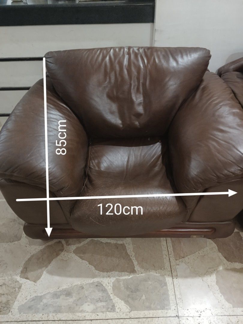 Leather Recliner Sofa Set ( NEEDS TO BE REUPHOLSTERED ), Furniture