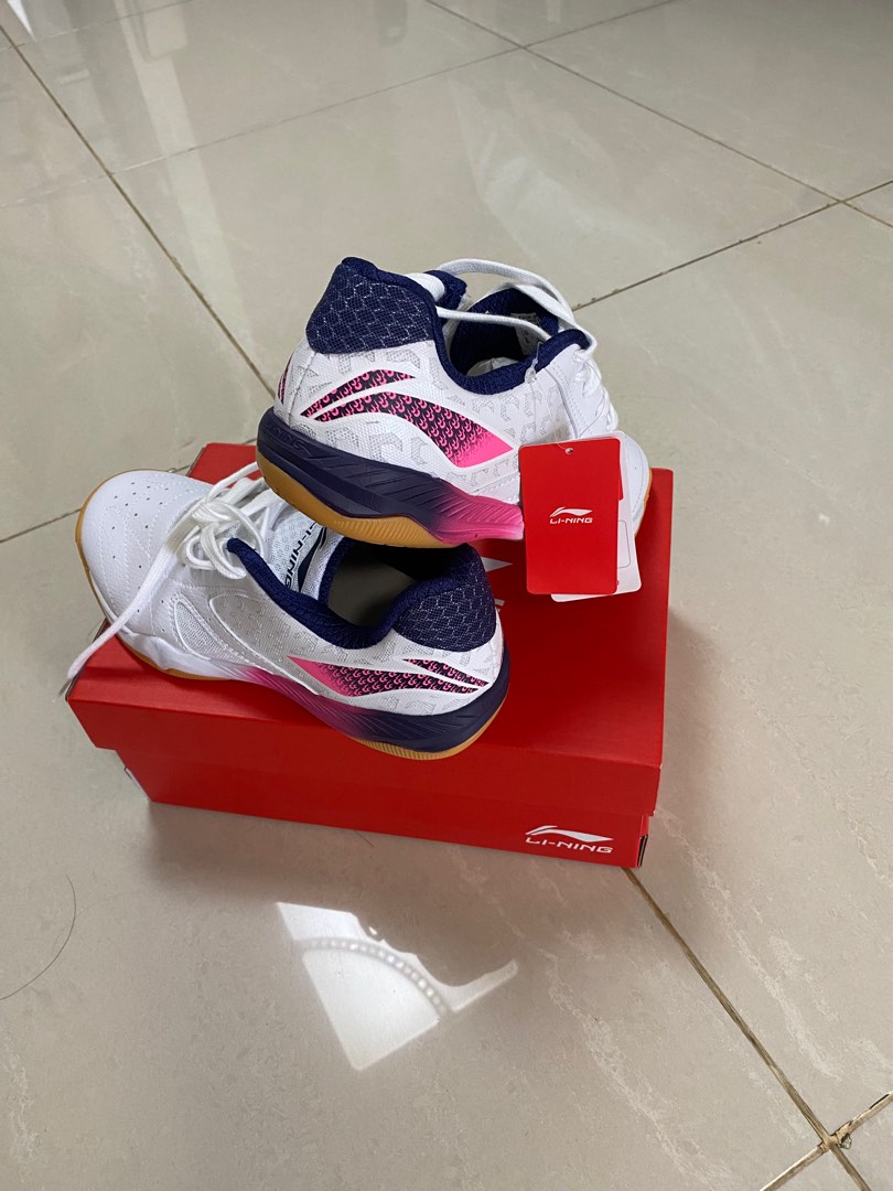 Li Ning table tennis shoes, Sports Equipment, Sports & Games, Racket