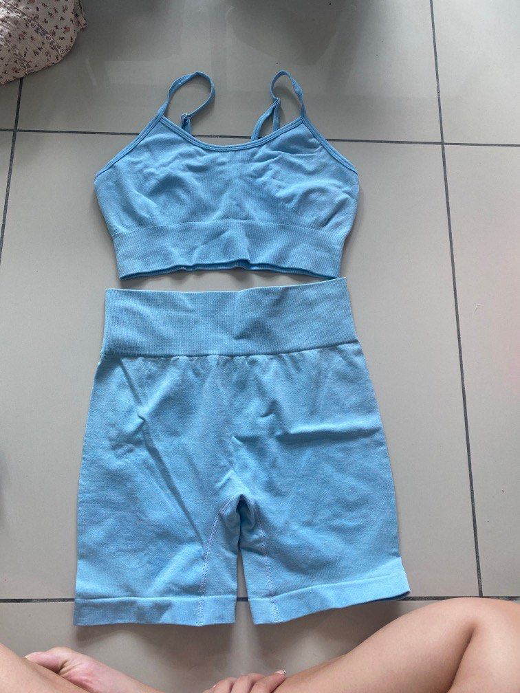 Light blue workout set KEMASRAYA, Women's Fashion, Activewear on Carousell
