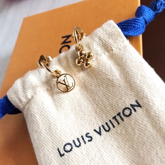 LOUIS VUITTON® Blooming Earrings  Fashion jewelry, Womens fashion
