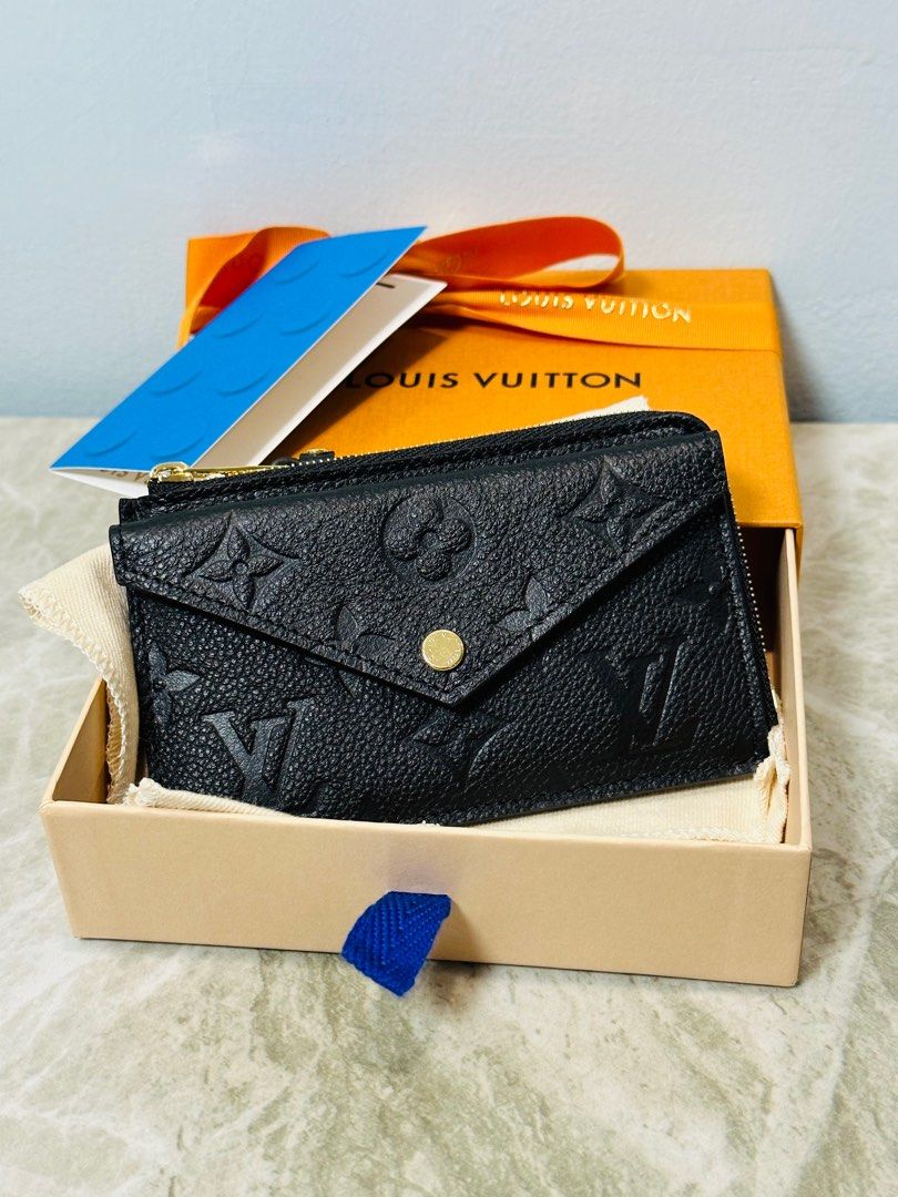 Review] Louis Vuitton Card Holder Recto Verso in monogram : r/WagoonLadies