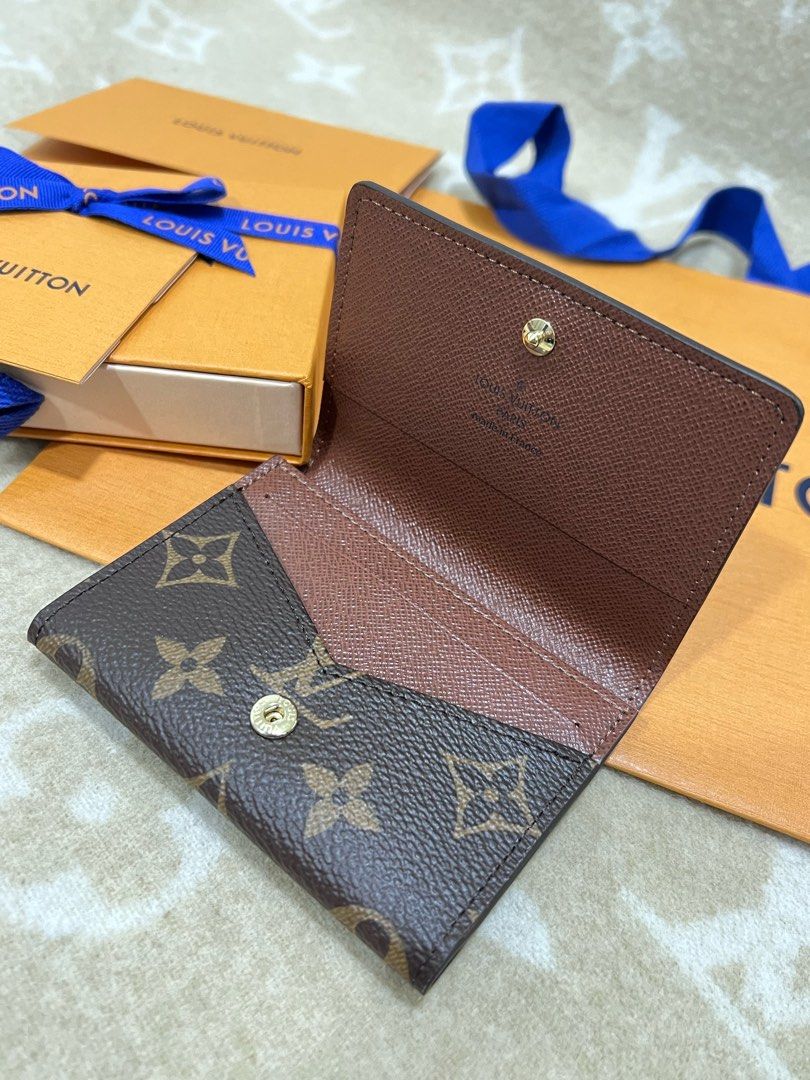 Louis Vuitton ENVELOPPE CARTE DE VISITE - M63801, Luxury, Bags & Wallets on  Carousell