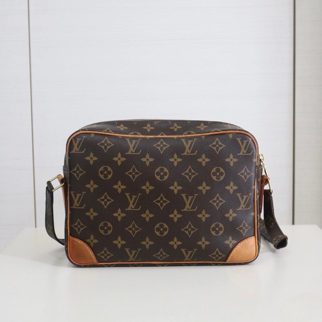 Nile crossbody bag Louis Vuitton Brown in Not specified - 25096243