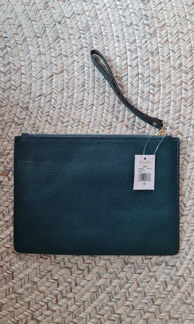 Michael kors adele hotsell xl zip clutch