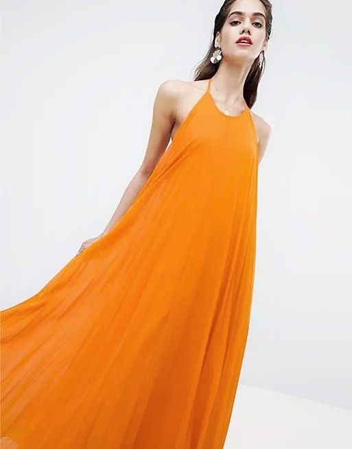 Missguided Pleated Low Back Maxi Dress, Women's Fashion, Dresses & Sets,  Dresses on Carousell