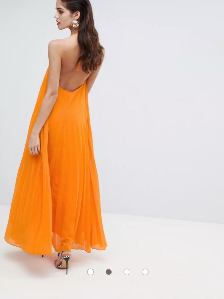 Missguided Pleated Low Back Maxi Dress